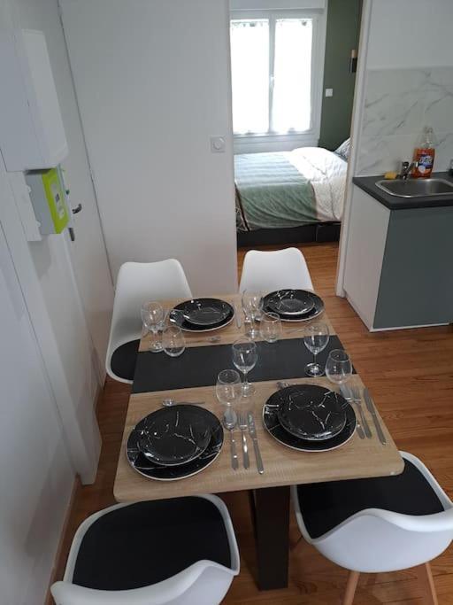 T2 Jacky Ic. /Moto / Circuit 24H / Oasis /Antares Apartment เลอม็องส์ ภายนอก รูปภาพ